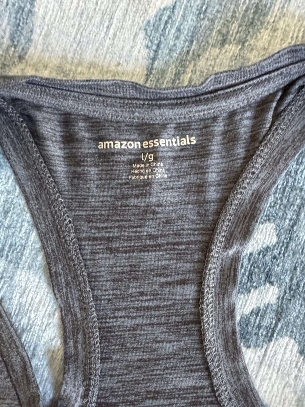 Ladies workout tank - Picture 2 of 3